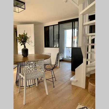 - Coup De Cœur – T3 - à Pied